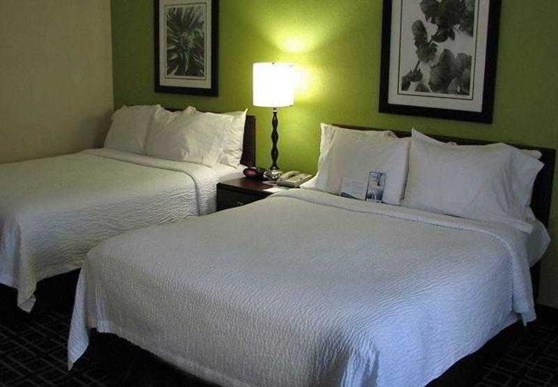 Fairfield Inn By Marriott Denver / Уестминстър Екстериор снимка